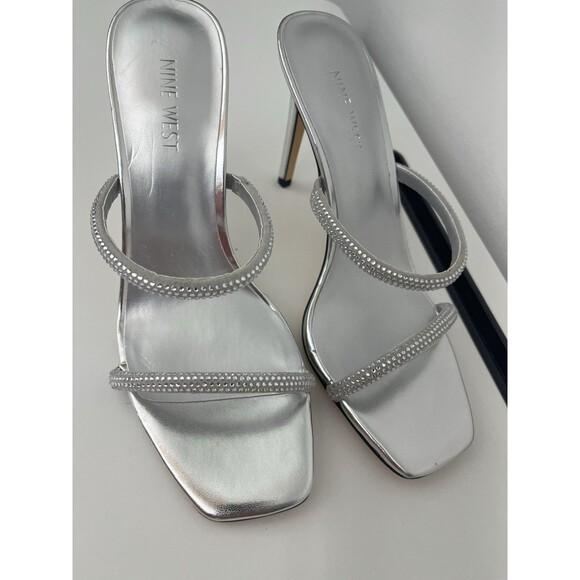 NINE WEST Women’s slide sandals stiletto heels Silver rhinestone Size 9M - Picture 4 of 12
